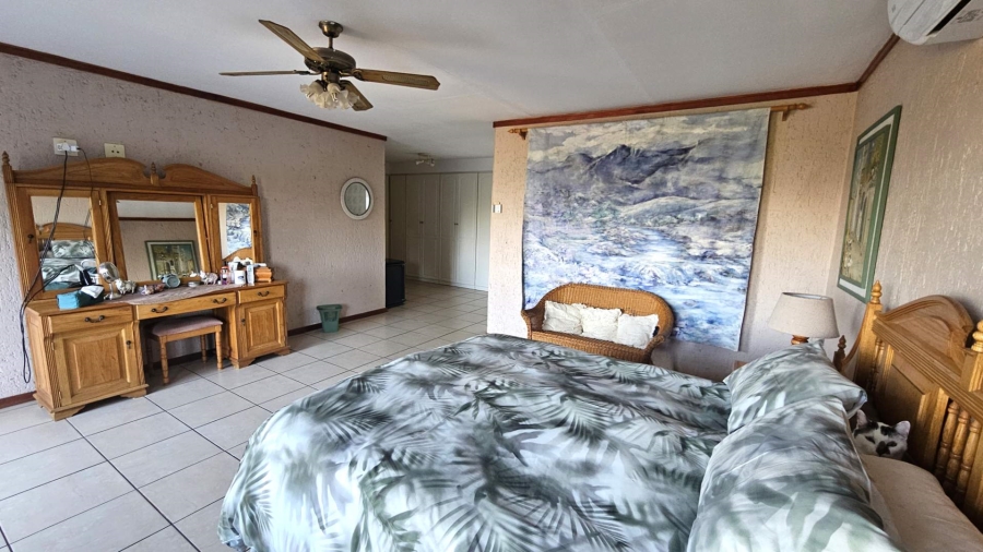 5 Bedroom Property for Sale in Schoemansville North West